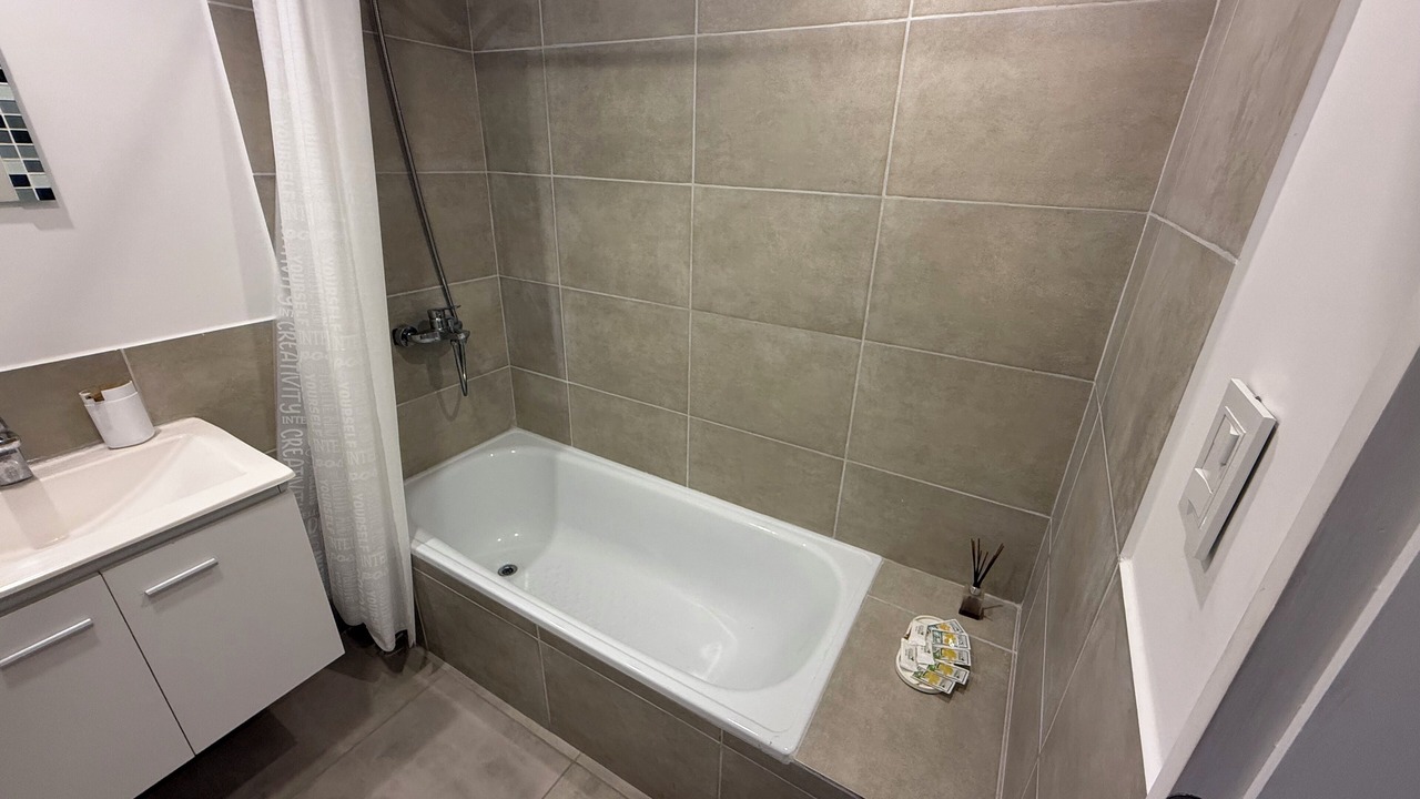 Photo of Bathroom in Ezeiza