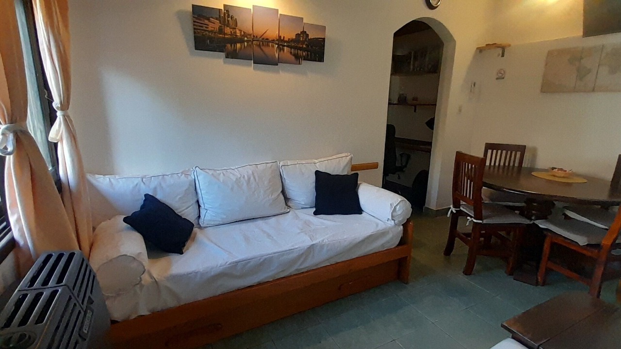 Photo of Livingroom in Martinez