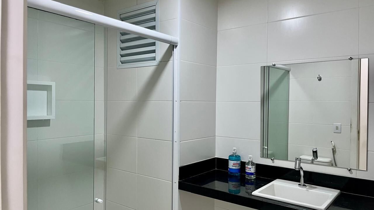 Photo of Bathroom in Val-de-Caes