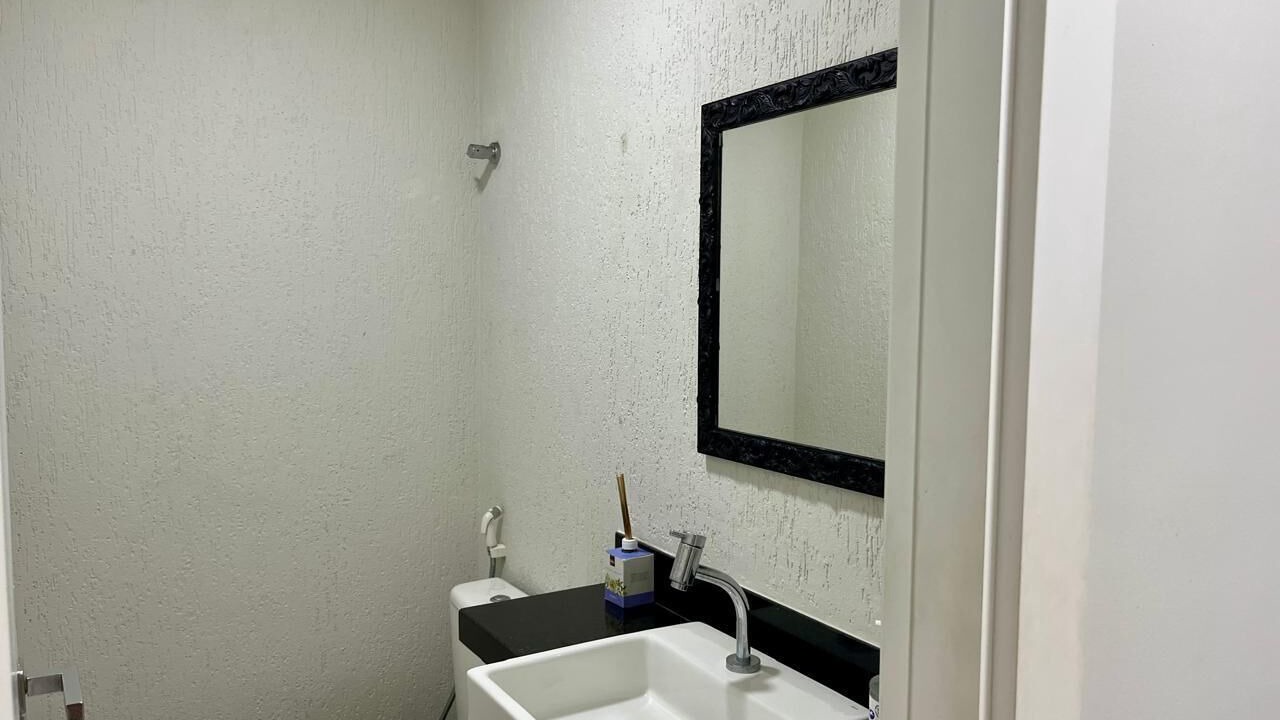 Photo of Bathroom in Val-de-Caes
