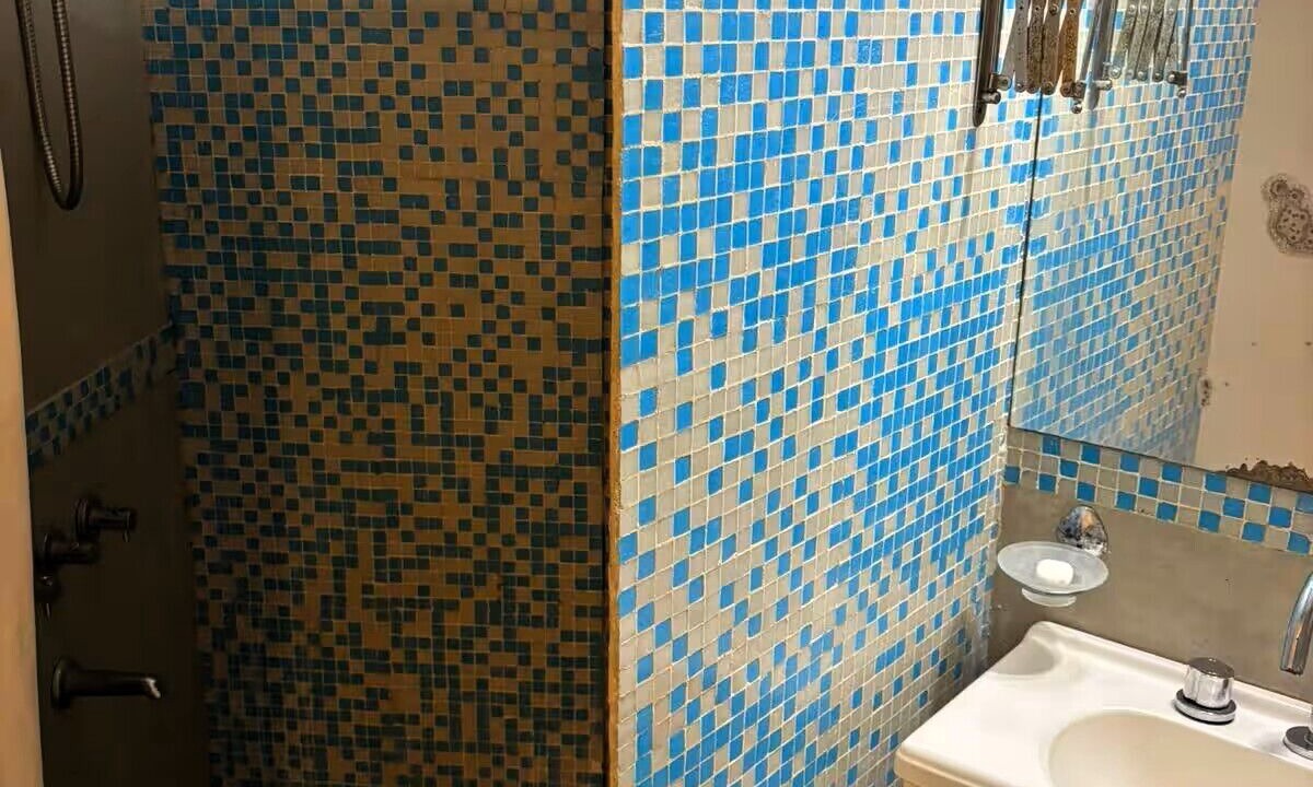 Photo of Bathroom in Martinez