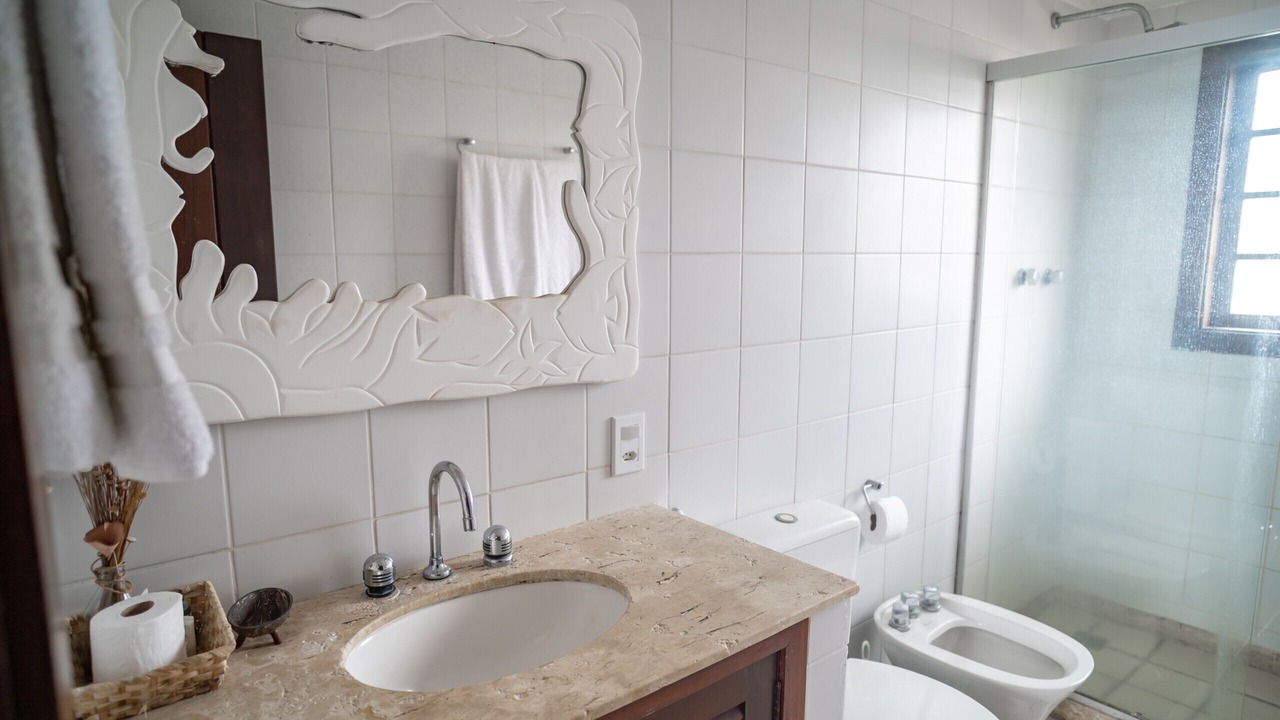 Photo of Bathroom in Praia Rasa