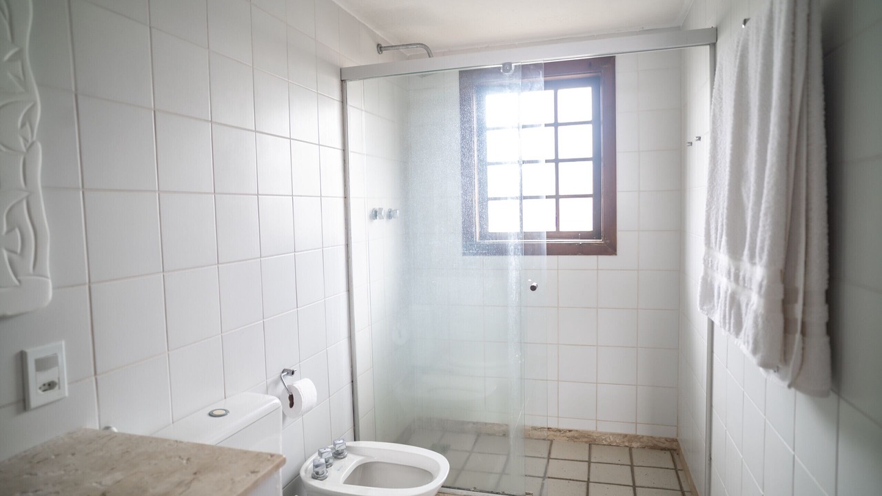 Photo of Bathroom in Praia Rasa