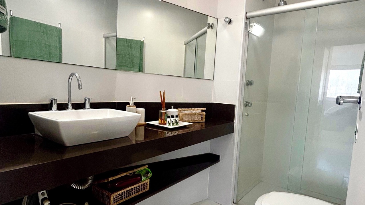 Photo of Bathroom in Leblon