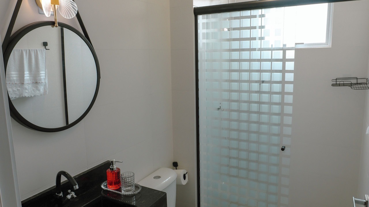 Photo of Bathroom in Praia da Armacao do Itapocoroi