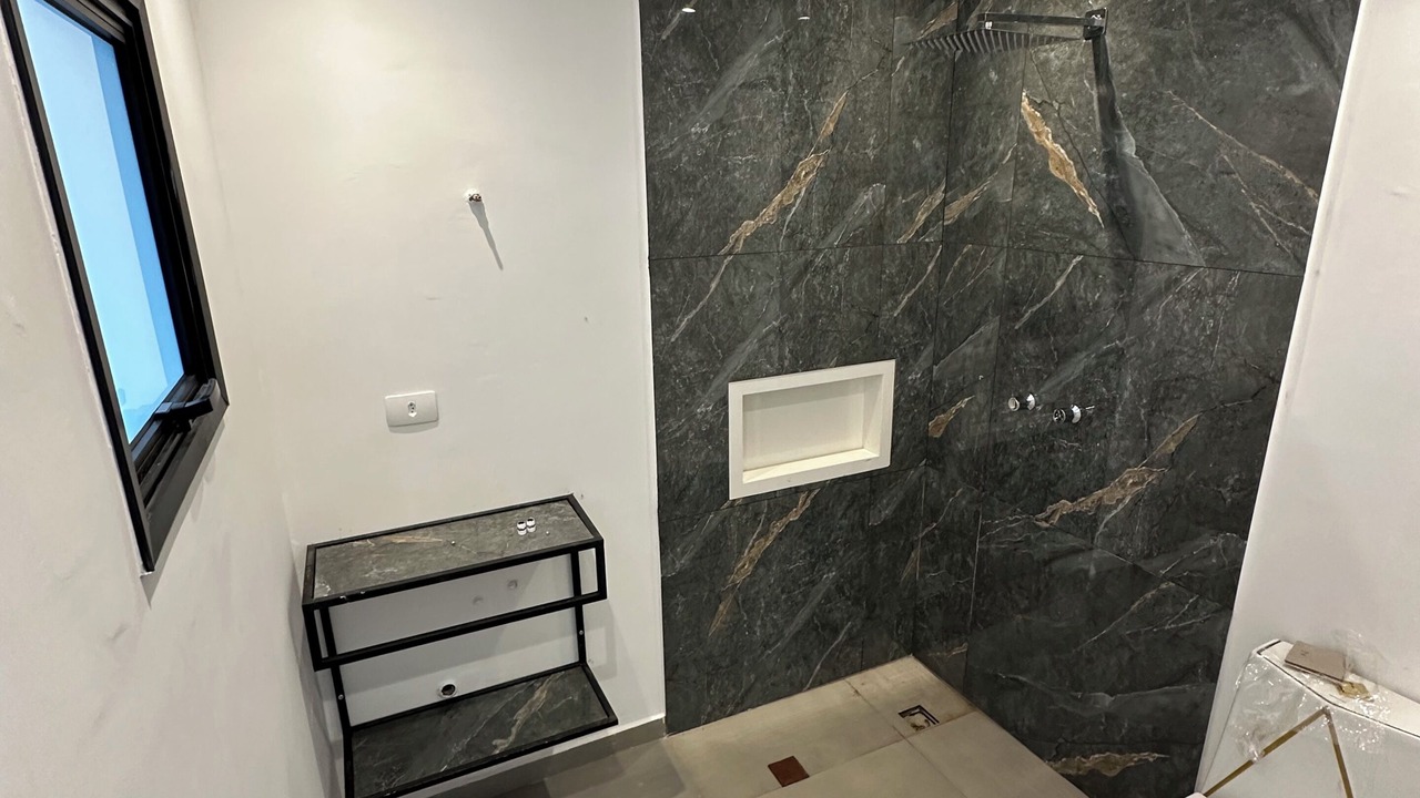 Photo of Bathroom in Paruru
