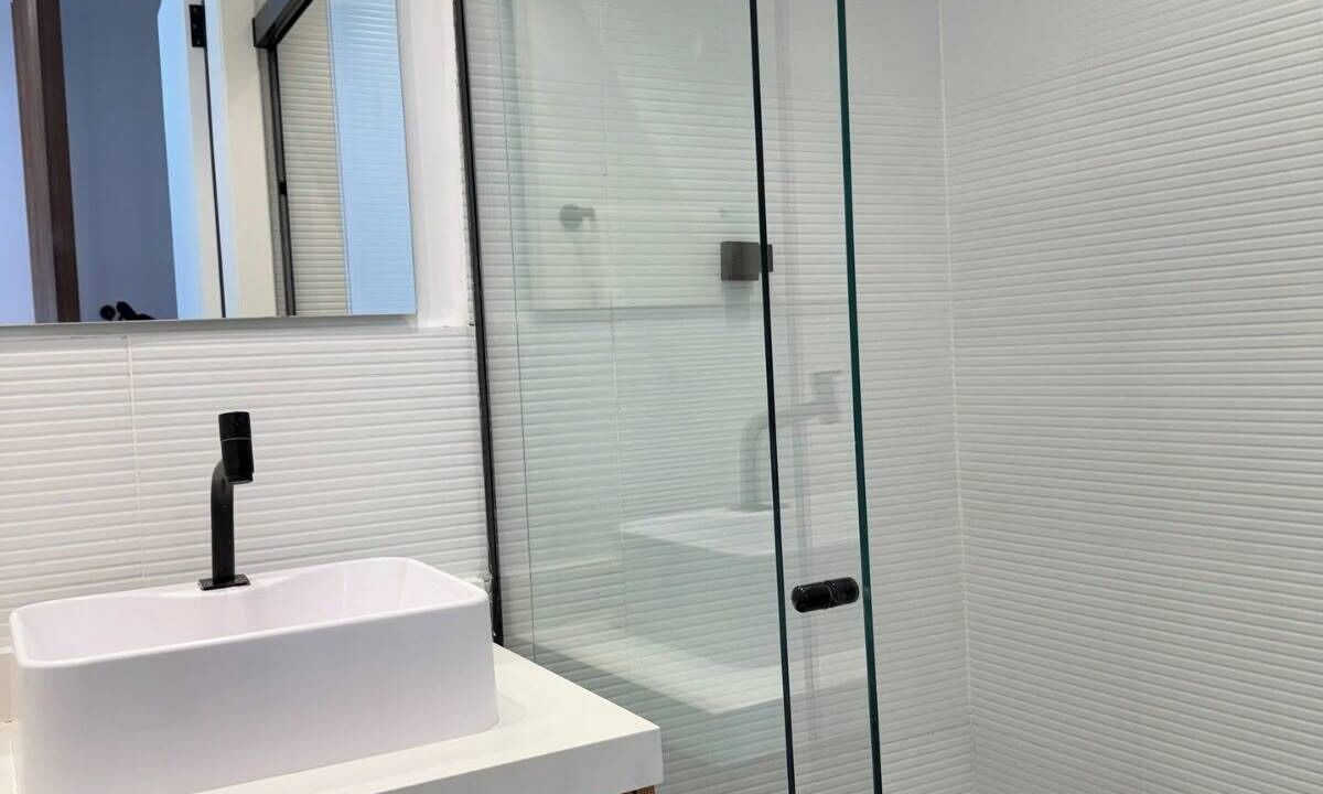 Photo of Bathroom in Laranjeiras