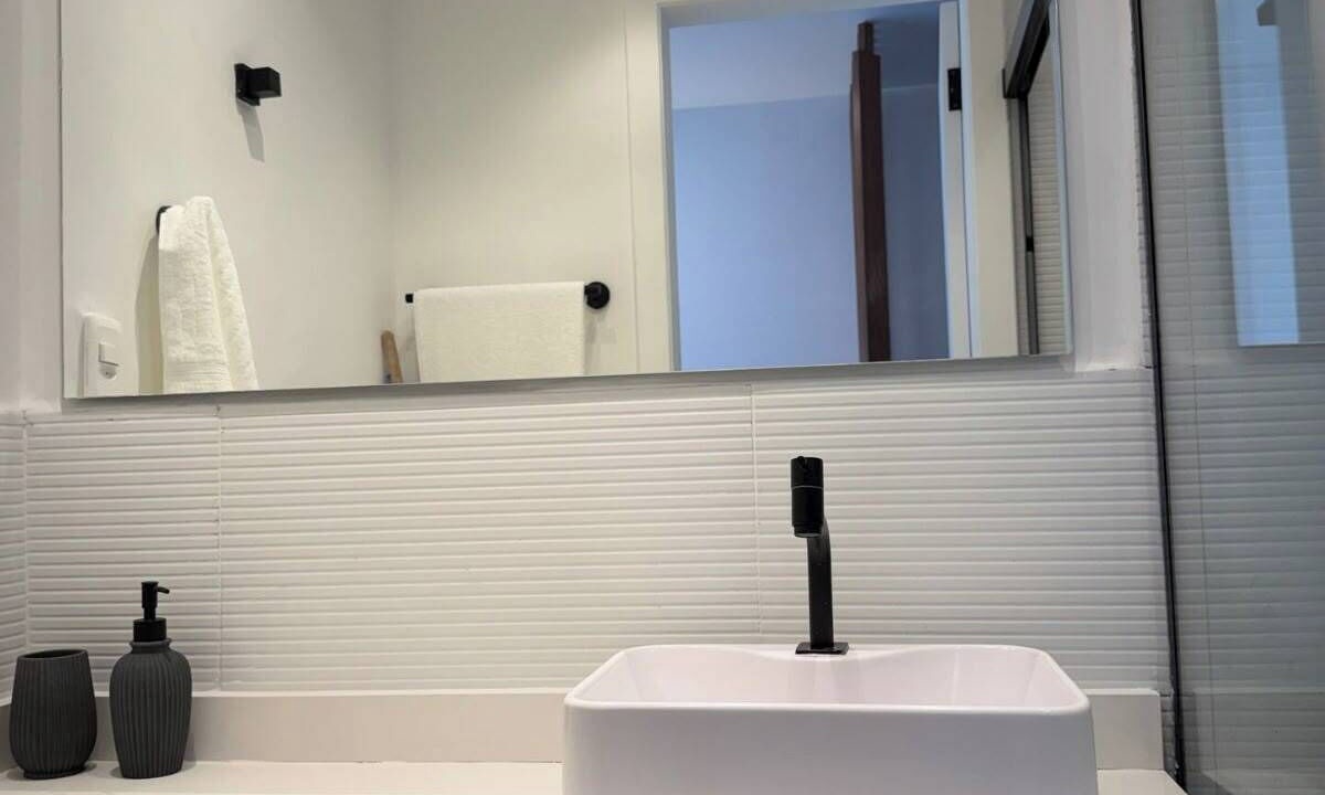 Photo of Bathroom in Laranjeiras