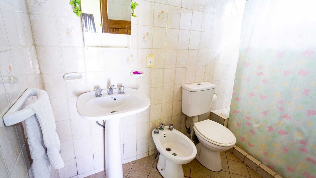 Photo of Bathroom in Perdriel