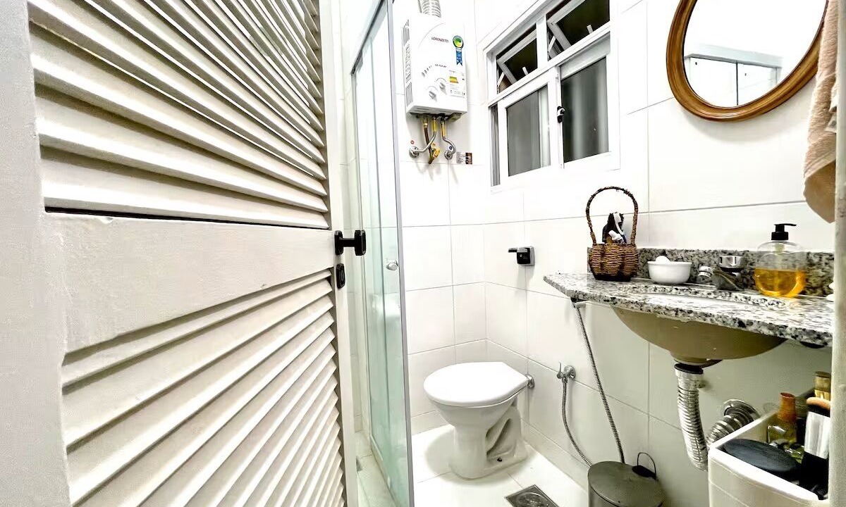 Photo of Bathroom in Lapa