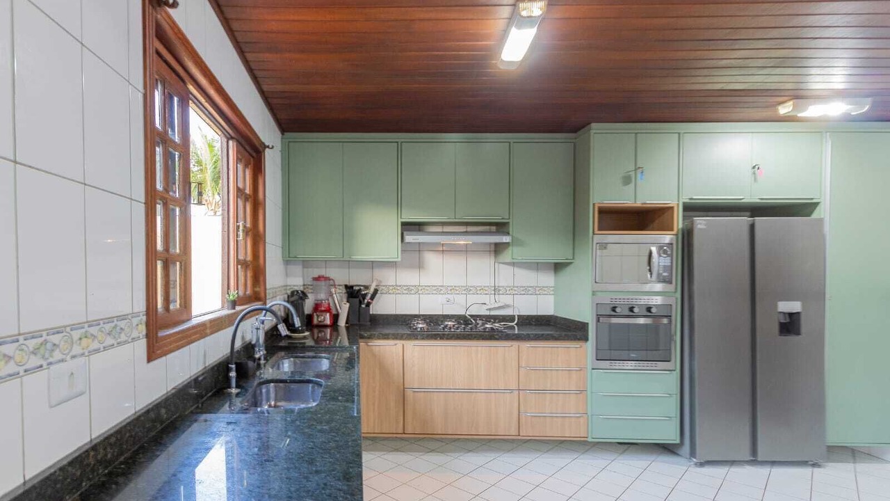 Photo of Kitchen in Recreio dos Bandeirantes