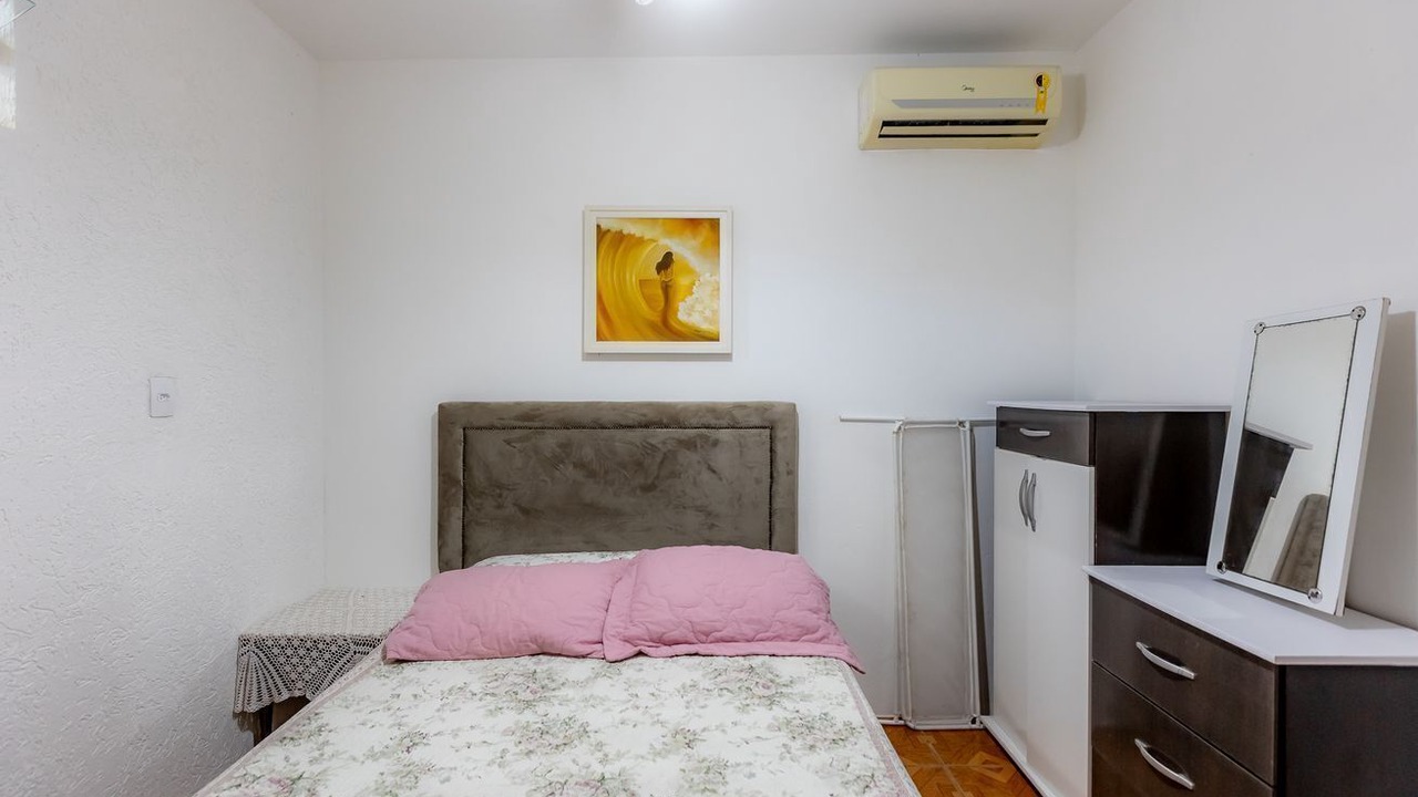 Photo of Bedroom in Meia Praia