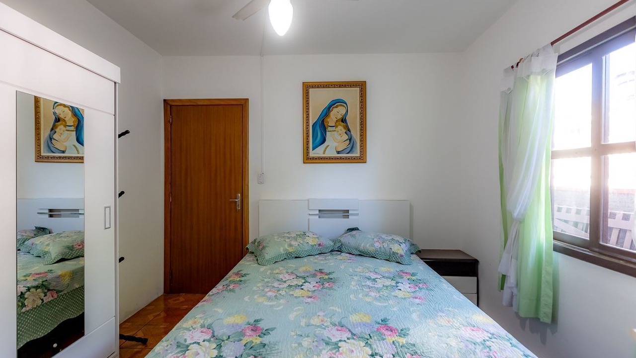 Photo of Bedroom in Meia Praia