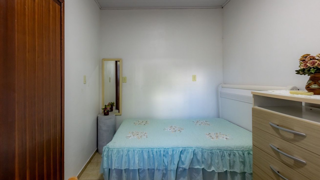 Photo of Bedroom in Meia Praia