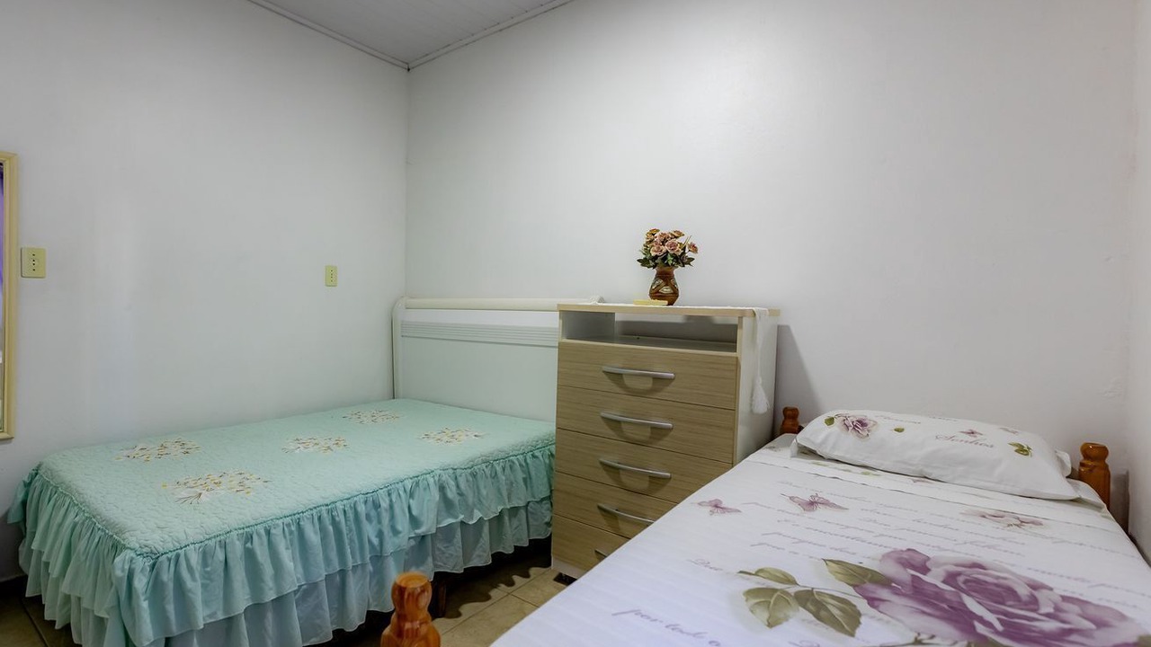 Photo of Bedroom in Meia Praia