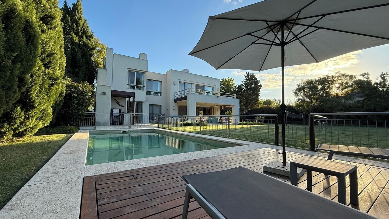 Photo of Outdoor in Manuel Alberti