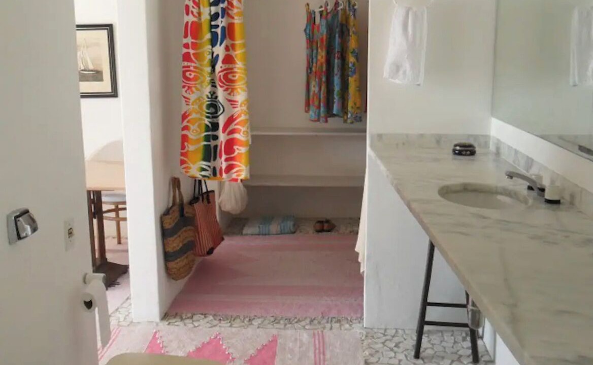Photo of Bathroom in Felix