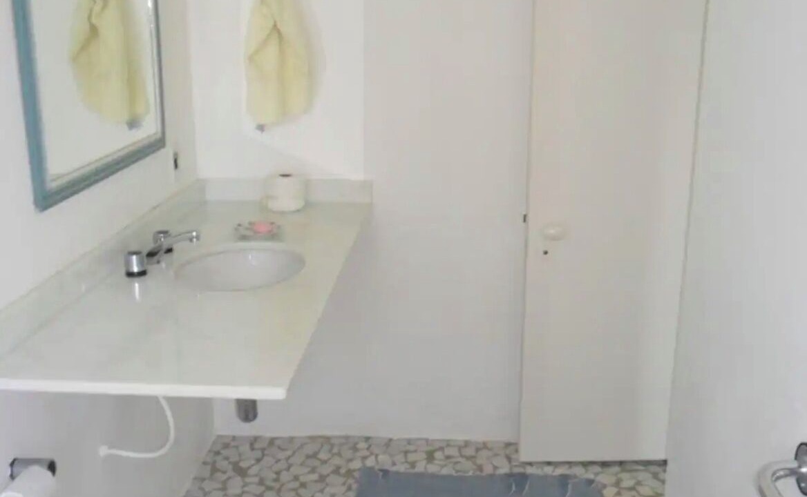 Photo of Bathroom in Felix