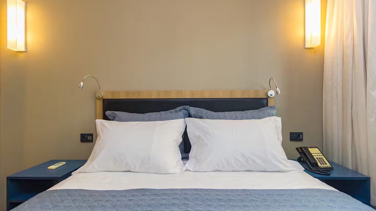 Photo of Bedroom in Alphaville Industrial