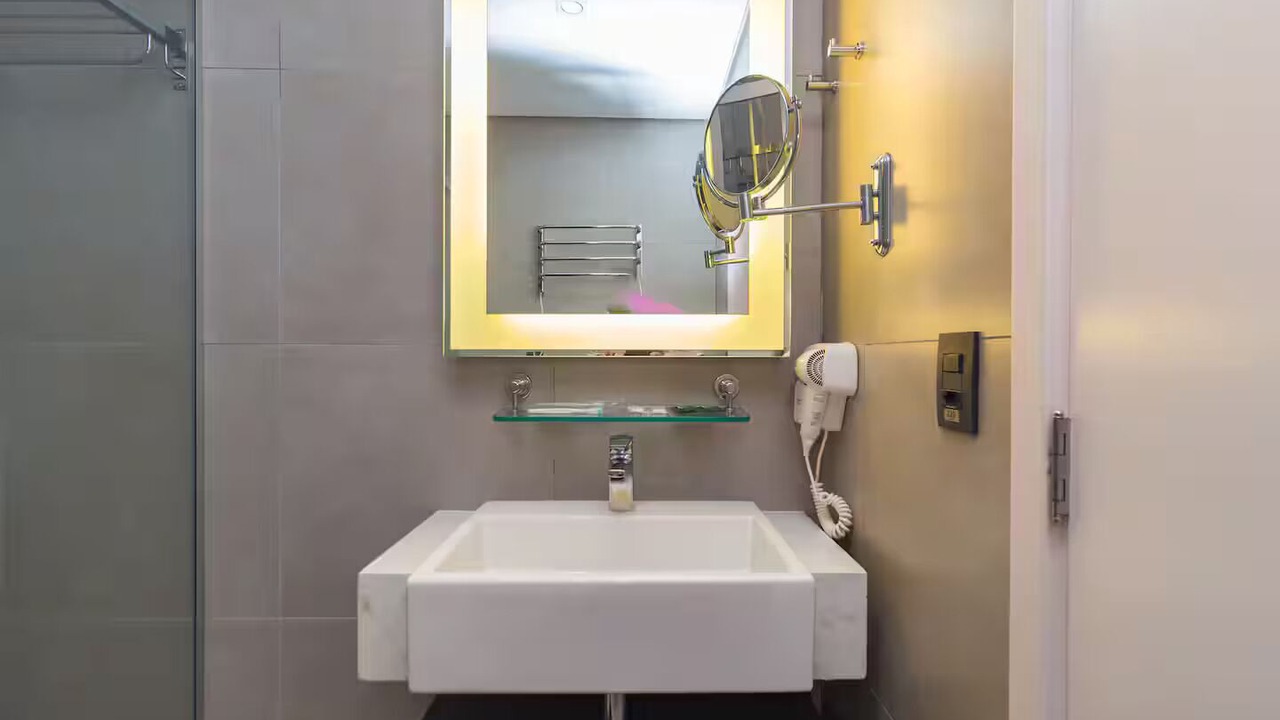 Photo of Bathroom in Alphaville Industrial