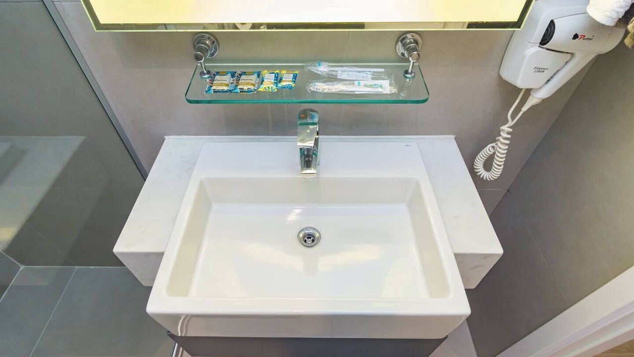 Photo of Bathroom in Alphaville Industrial