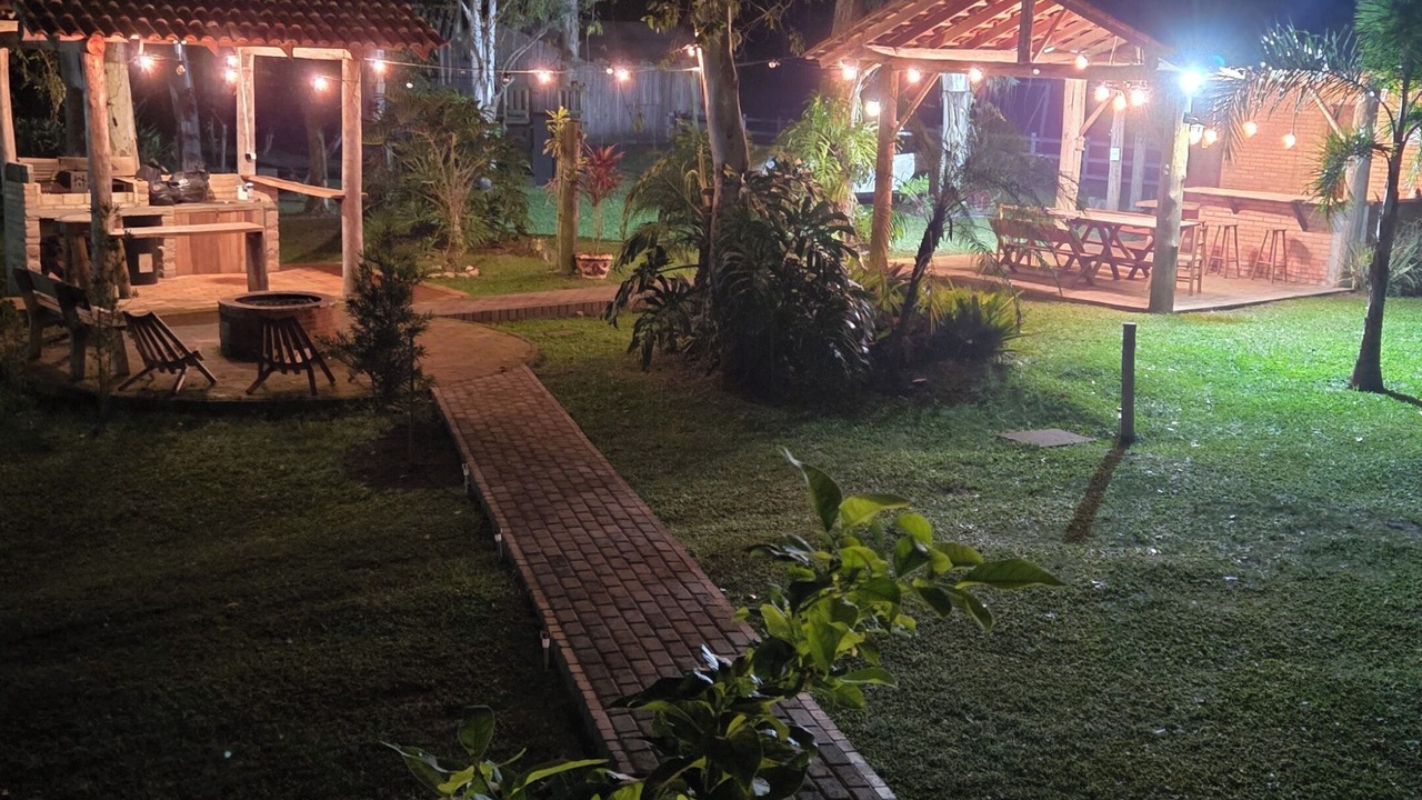 Photo of Outdoor in Parobe