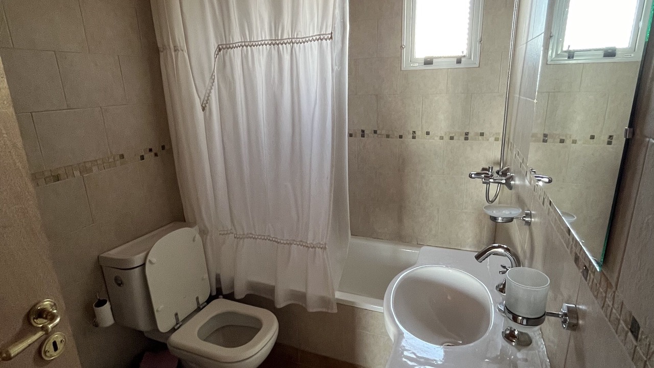 Photo of Bathroom in Los Antiguos