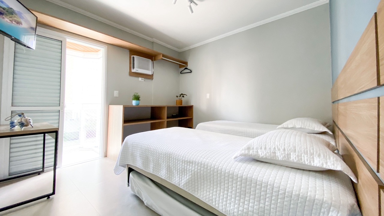 Photo of Bedroom in Tombo