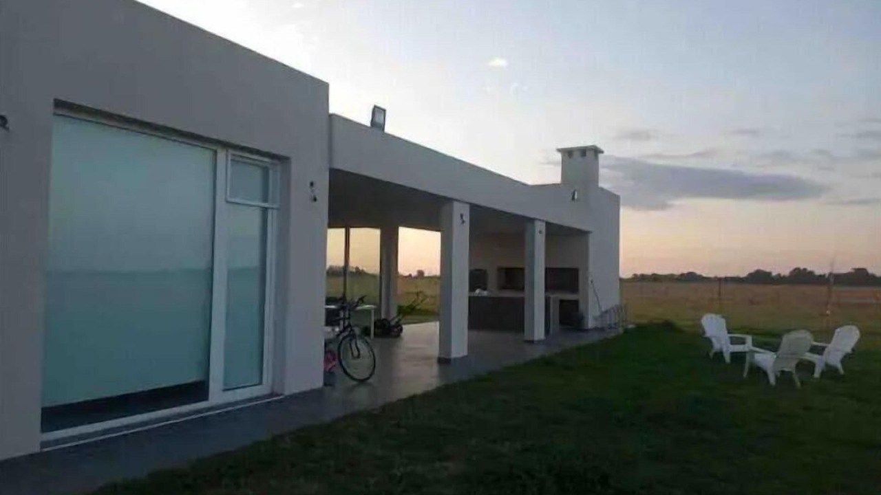 Photo of Patio Balcony in Dolores Partido