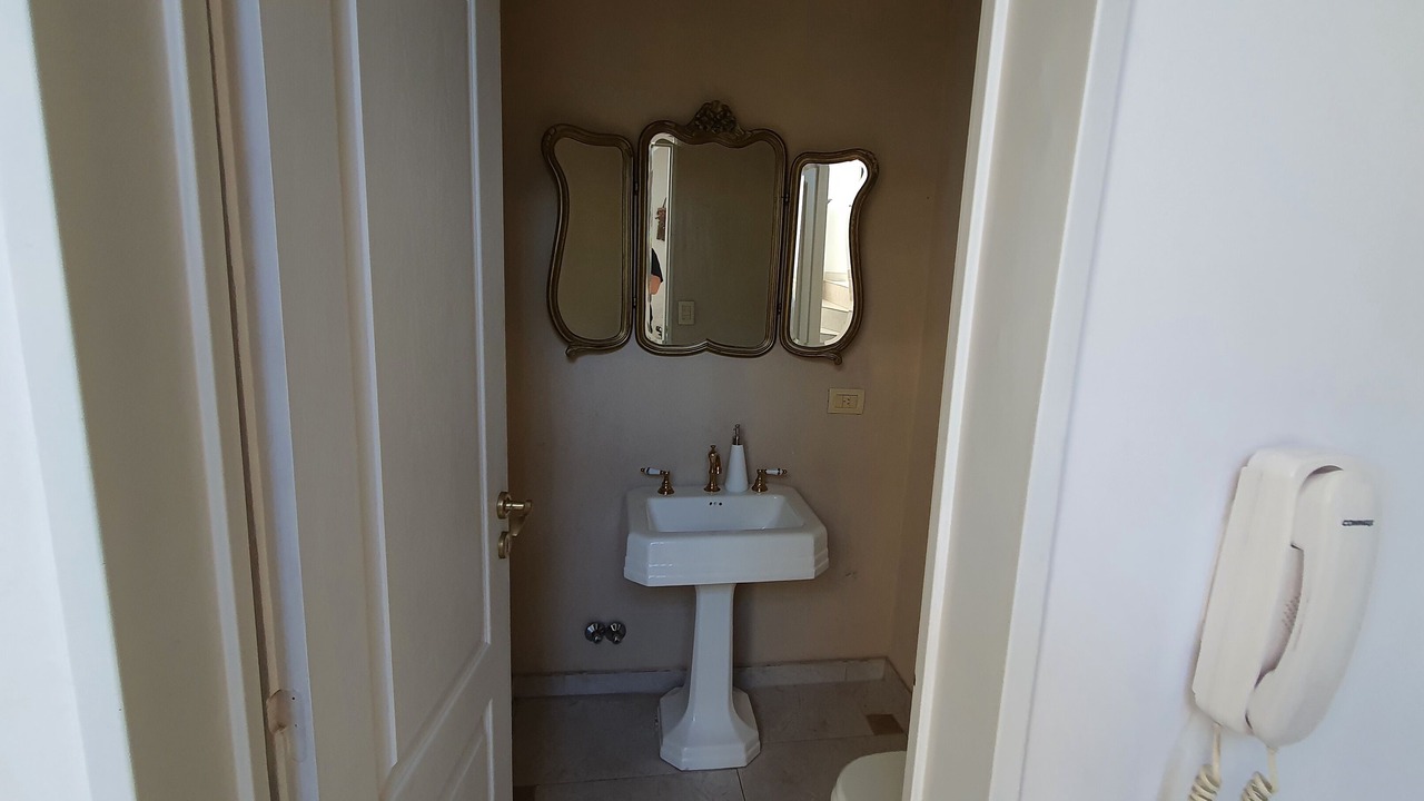 Photo of Bathroom in Comuna 10