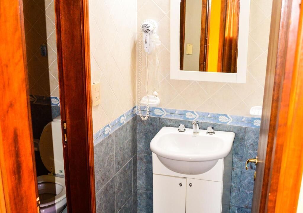 Photo of Bathroom in Los Reartes