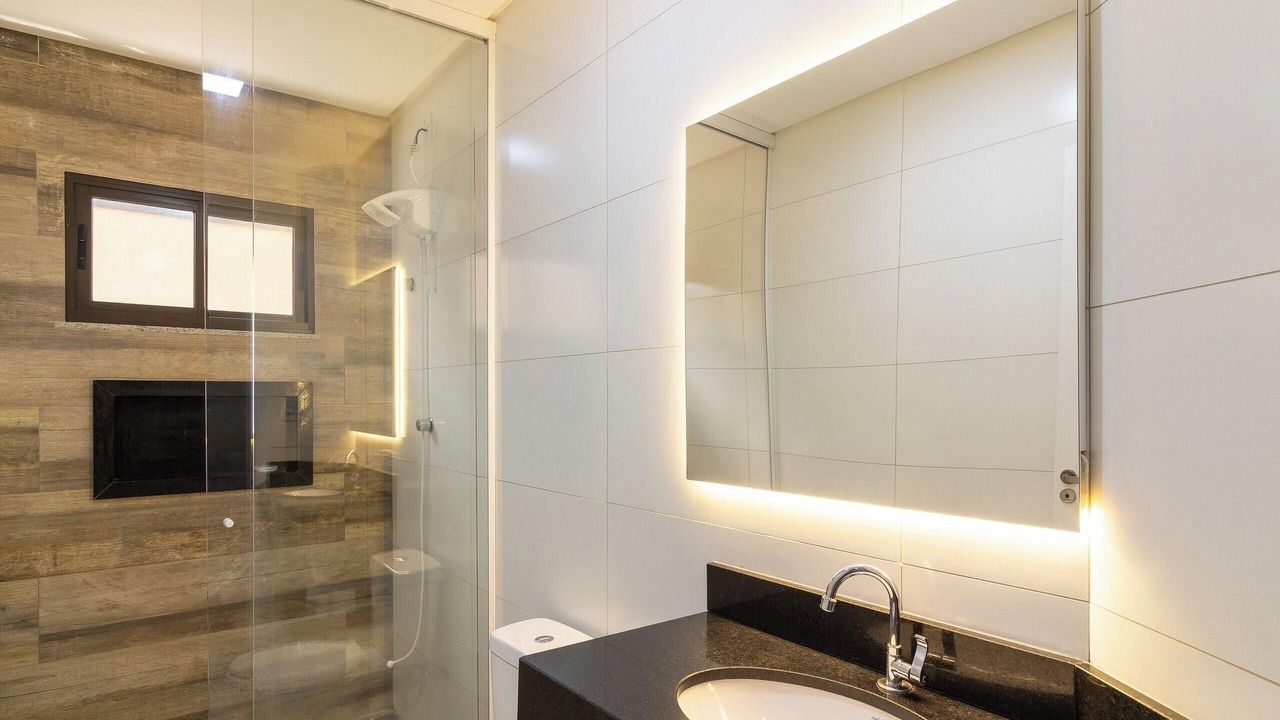 Photo of Bathroom in Penha