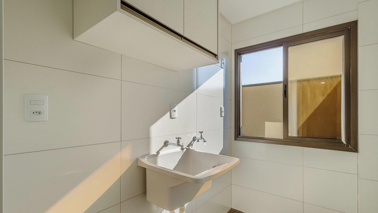 Photo of Bathroom in Penha
