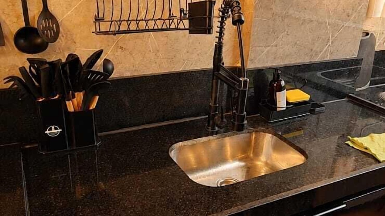 Photo of Kitchen in Guama
