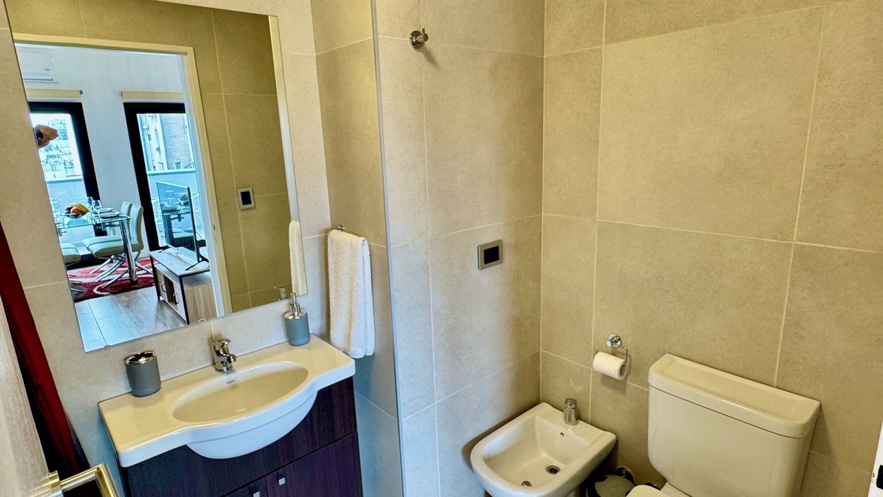 Photo of Bathroom in Microcentro