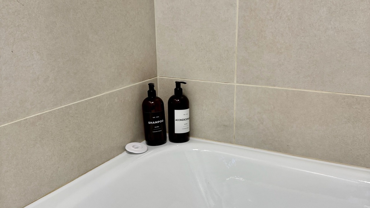 Photo of Bathroom in Microcentro
