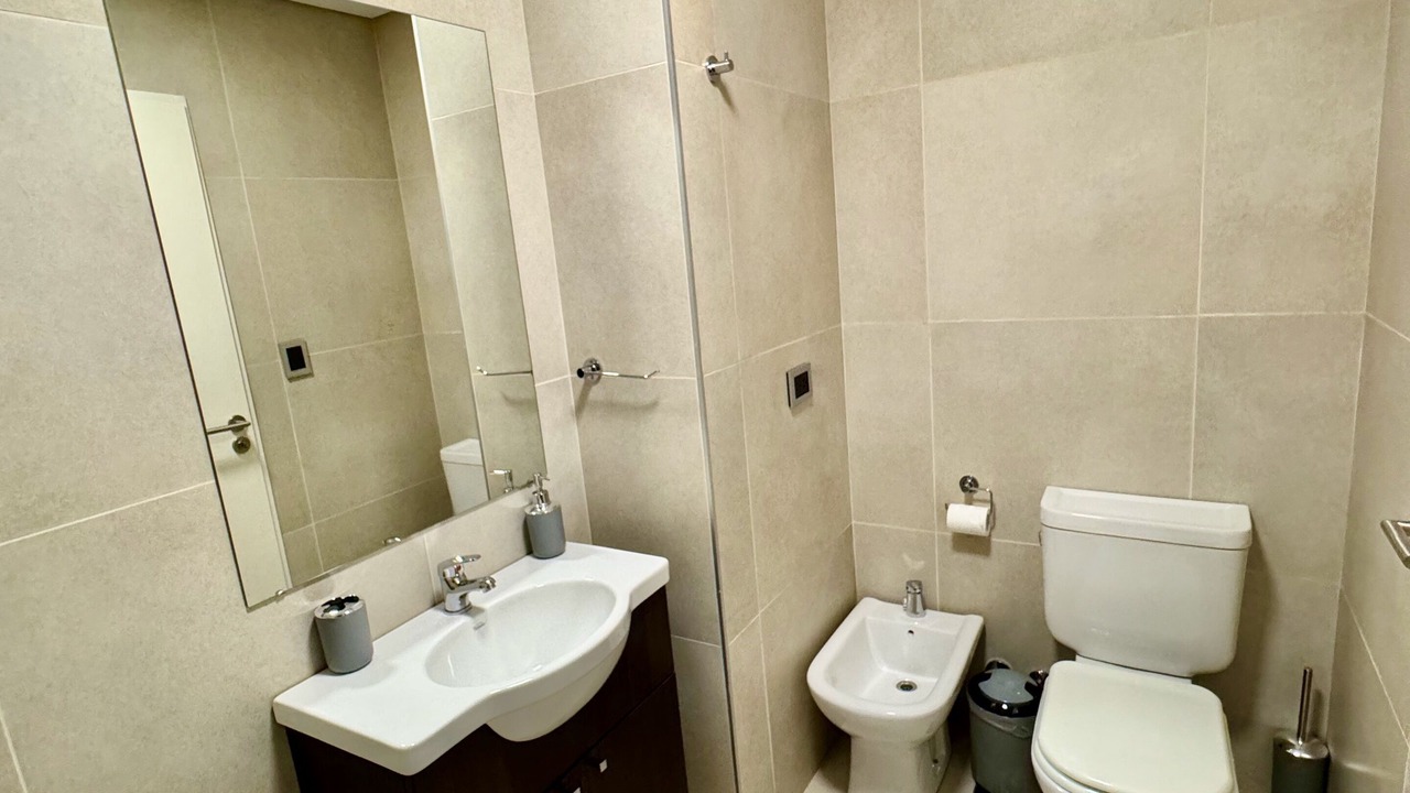 Photo of Bathroom in Microcentro