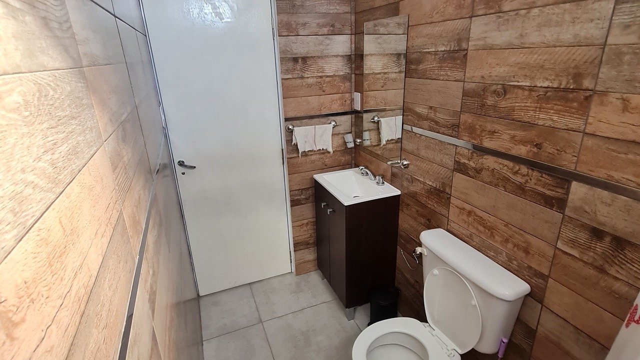 Photo of Bathroom in Junin Department