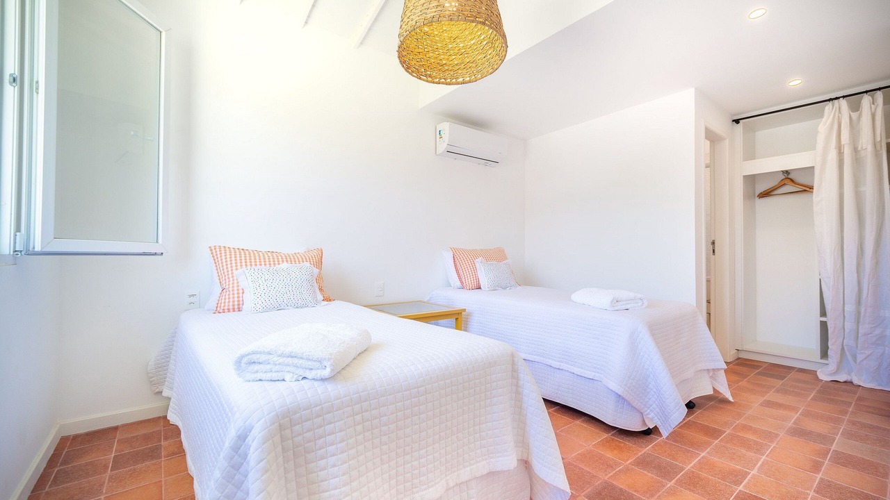 Photo of Bedroom in Praia Rasa