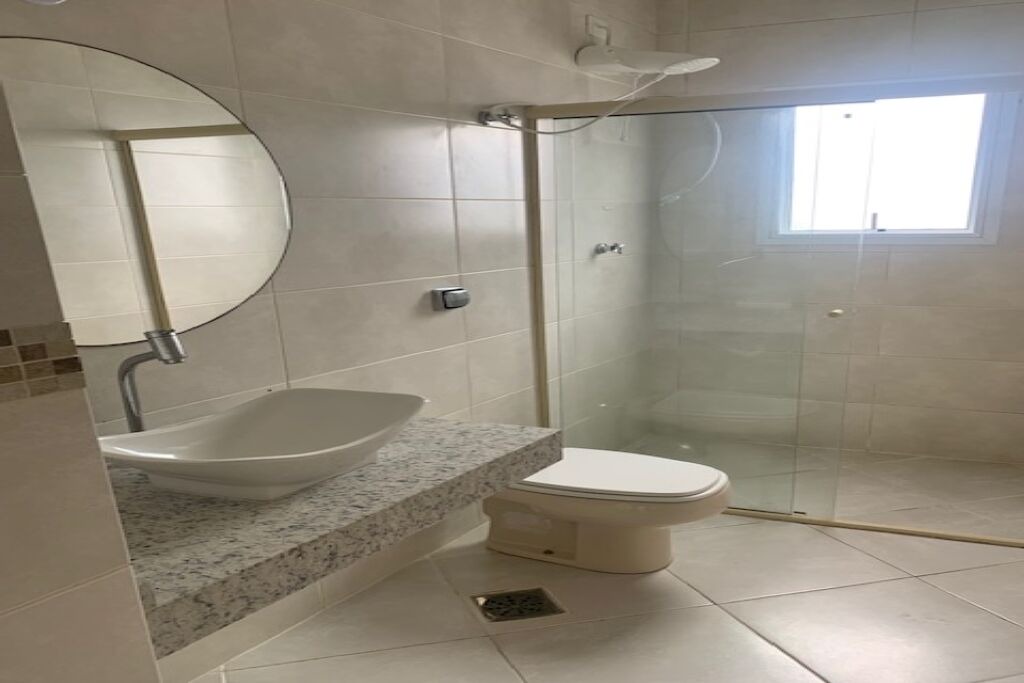 Photo of Bathroom in Balneario Guaruja