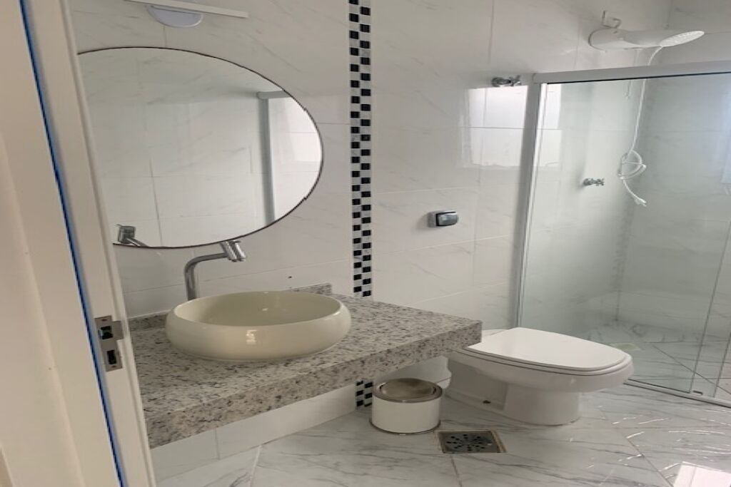 Photo of Bathroom in Balneario Guaruja