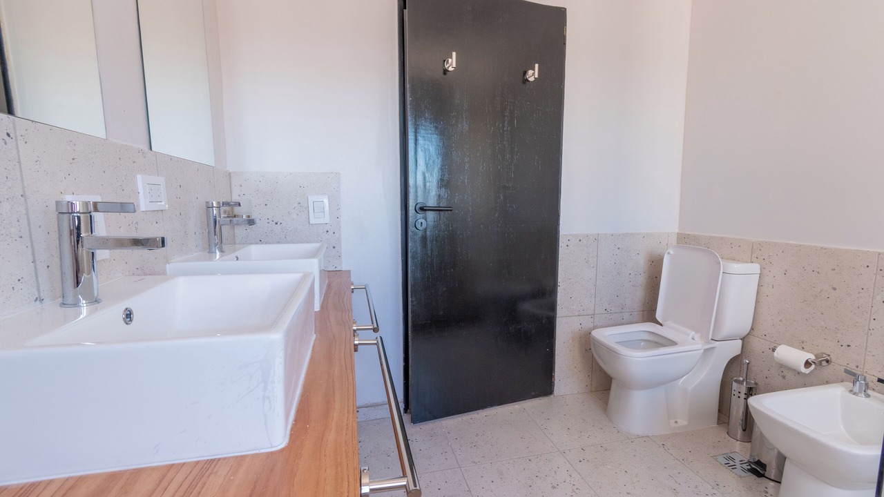 Photo of Bathroom in Microcentro