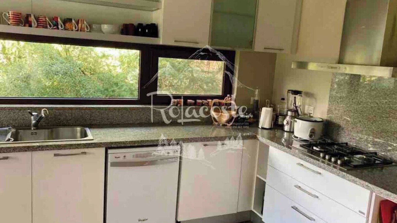 Photo of Kitchen in Villa Los Coihues