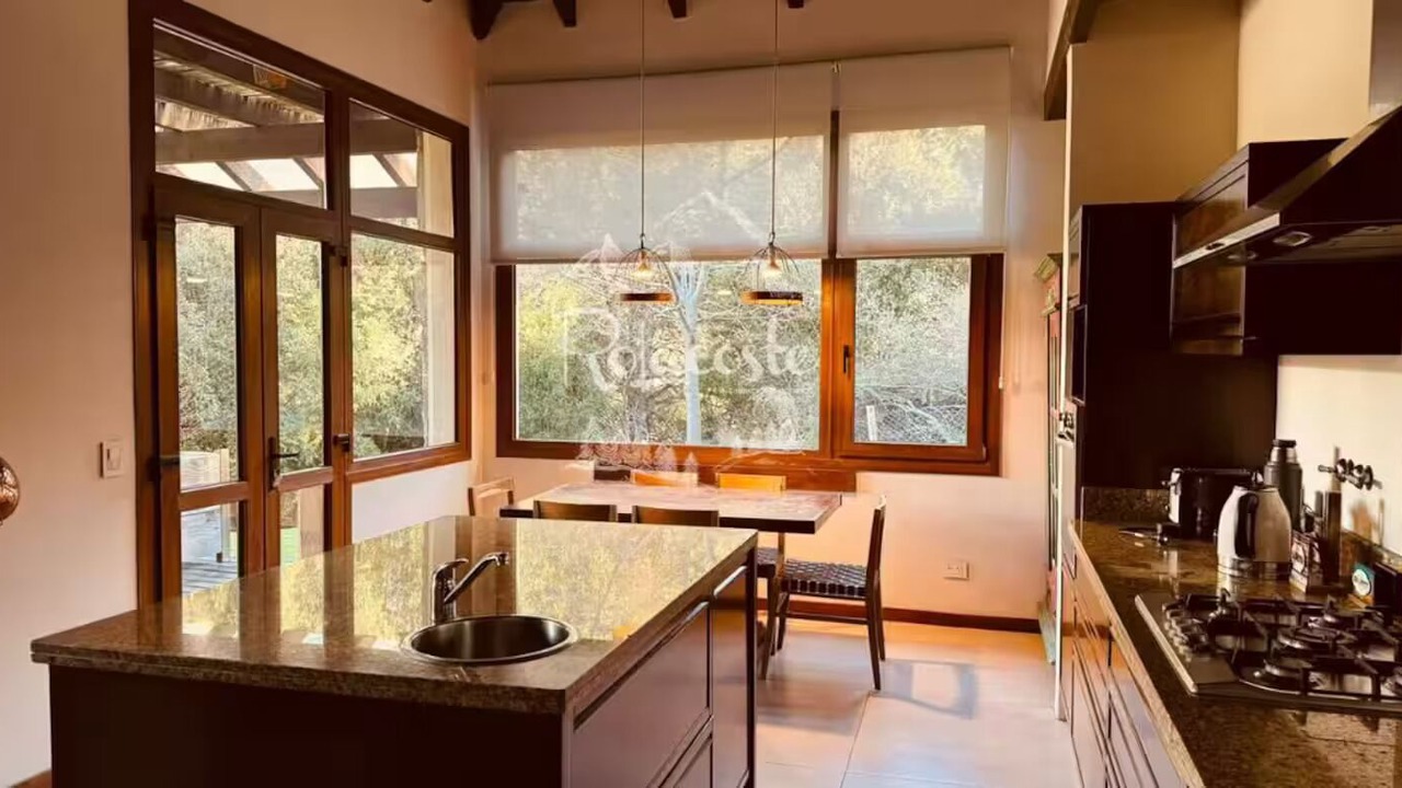 Photo of Kitchen in Villa Los Coihues