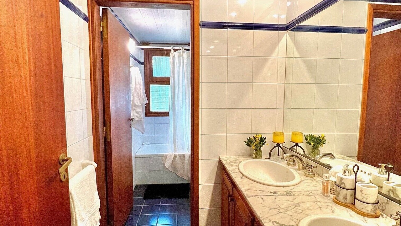 Photo of Bathroom in Lobos