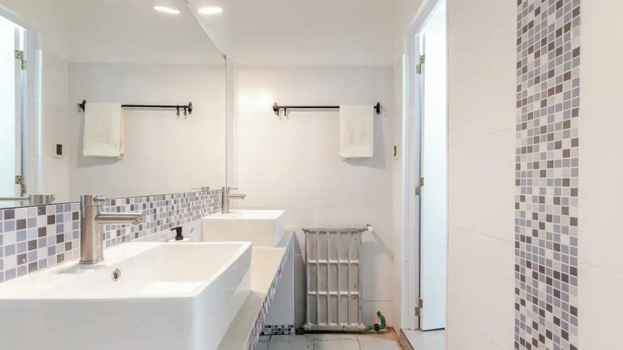 Photo of Bathroom in El Centro