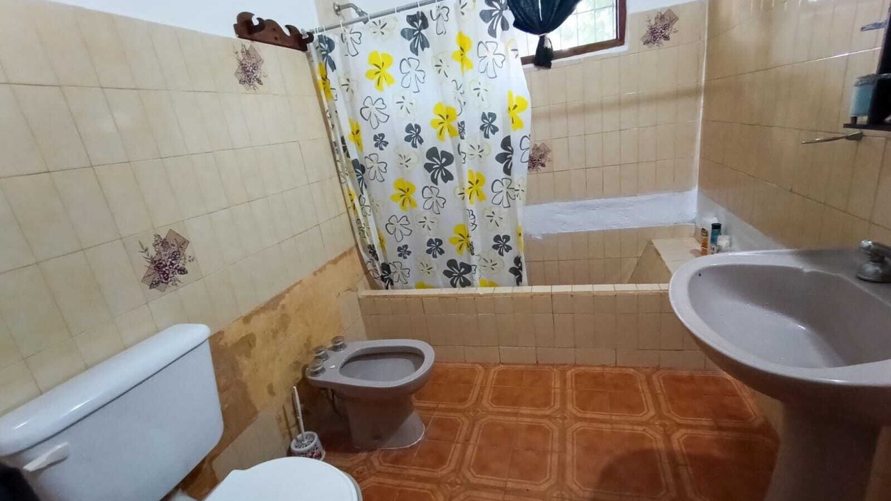 Photo of Bathroom in Calilegua