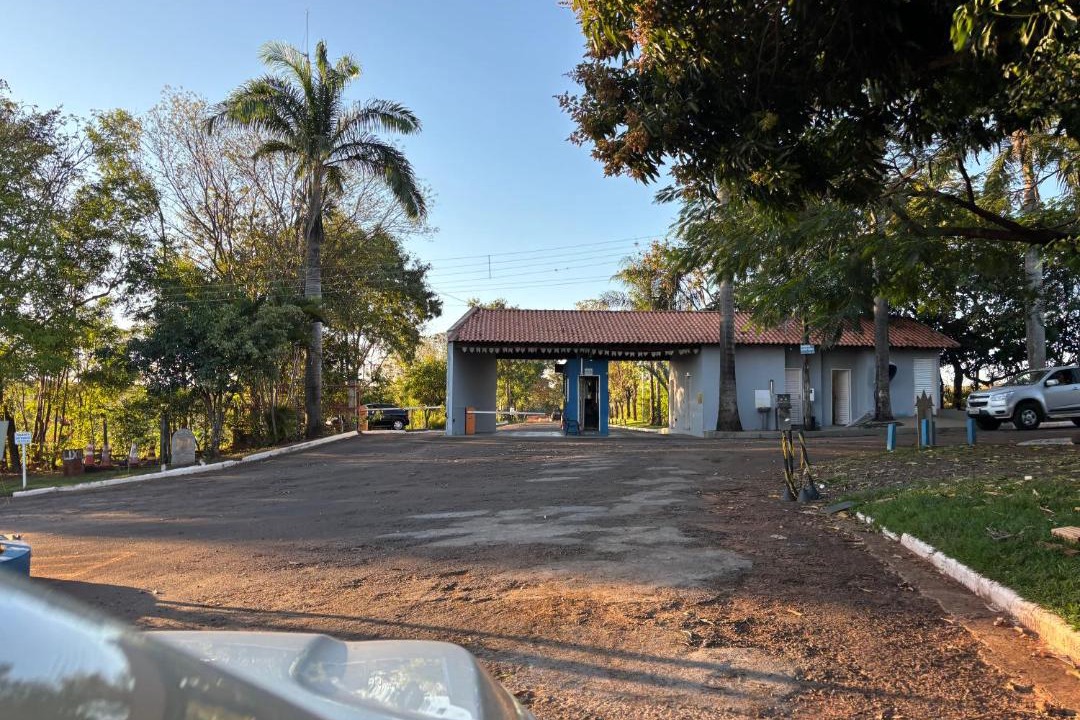 Photo of Others in Fronteira