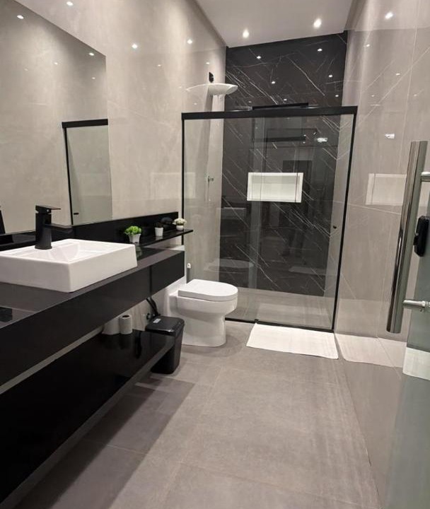 Photo of Bathroom in Iraquara