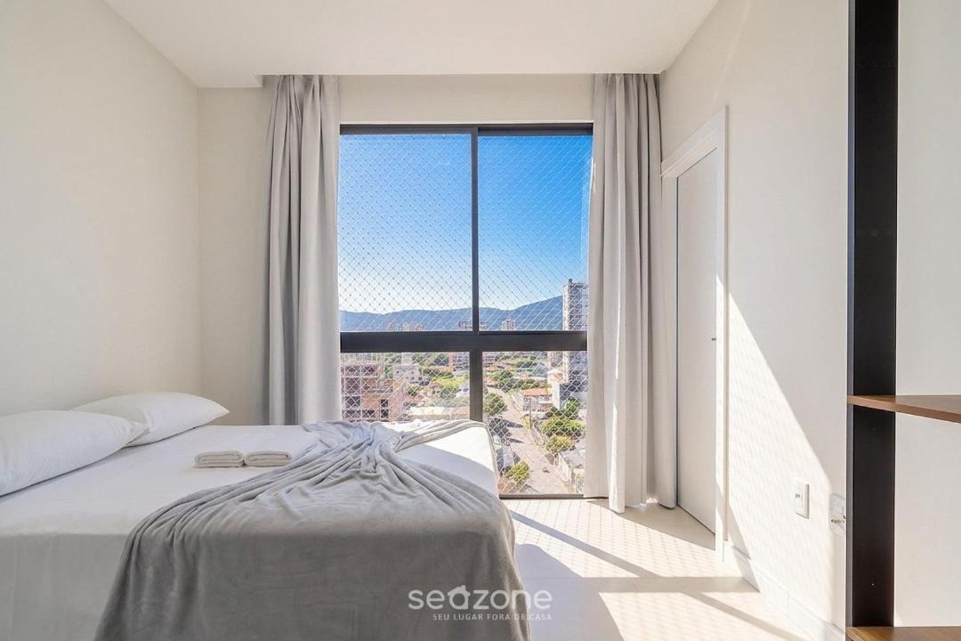 Photo of Bedroom in Porto Belo